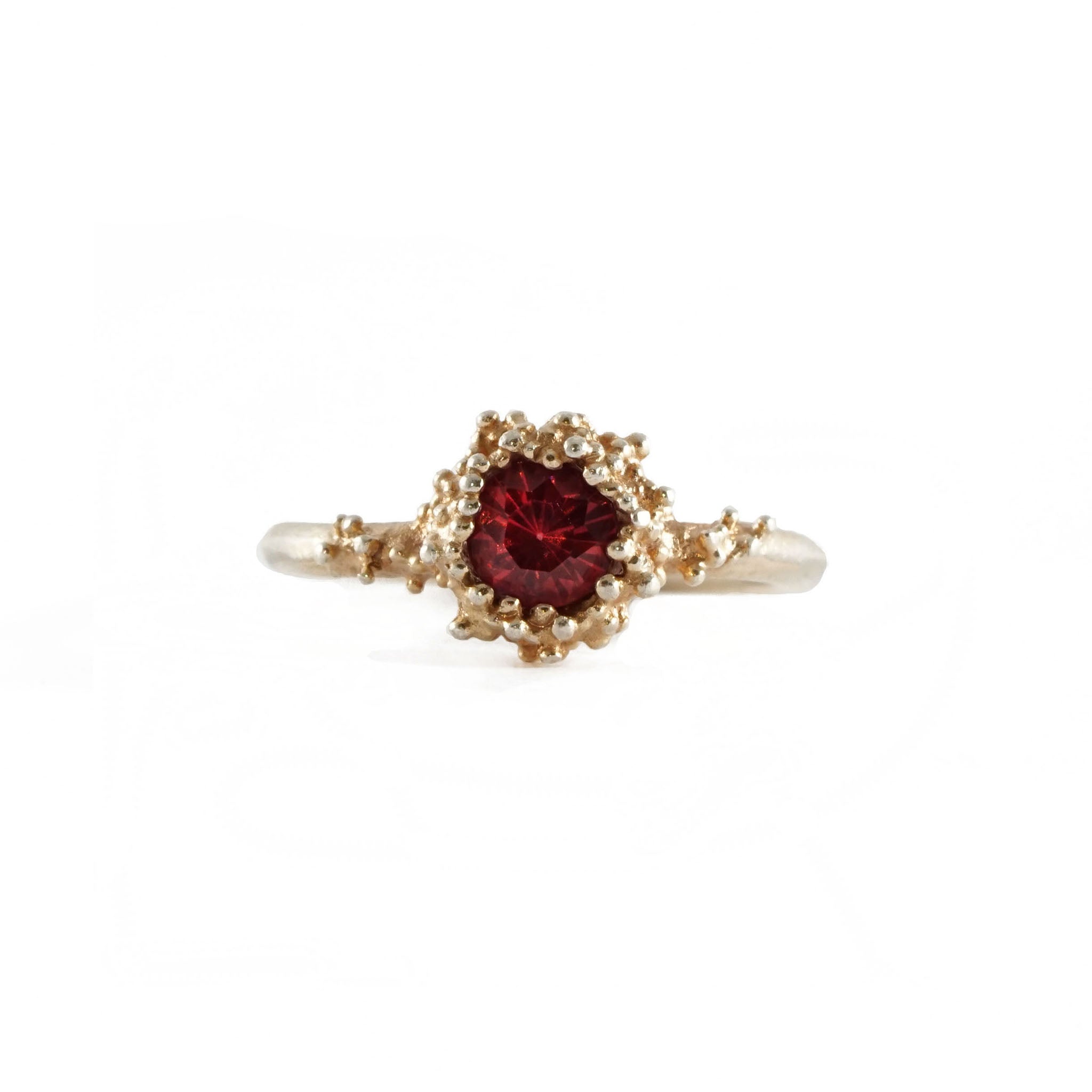 Delicate 14ct gold ring set with Round Garnet and granules