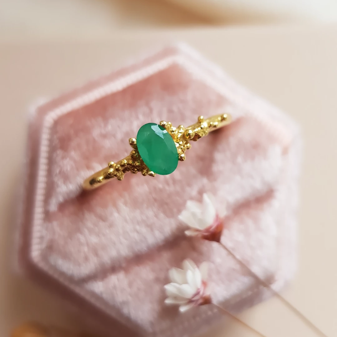 Oval Emerald Gold Ring Shiran Salem